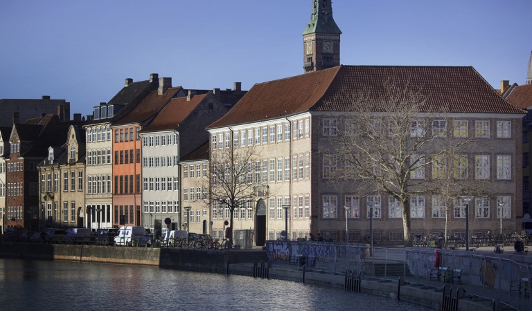 Regeringsgrundlaget sætter en god retning, men idrætten har stadig behov for en grundlæggende diskussion Regeringsgrundlaget sætter en god retning, men idrætten har stadig behov for en grundlæggende diskussion